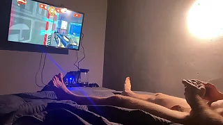 I'm playing a flick game and I'm horny! I cum on my special with a massive loads of cum!